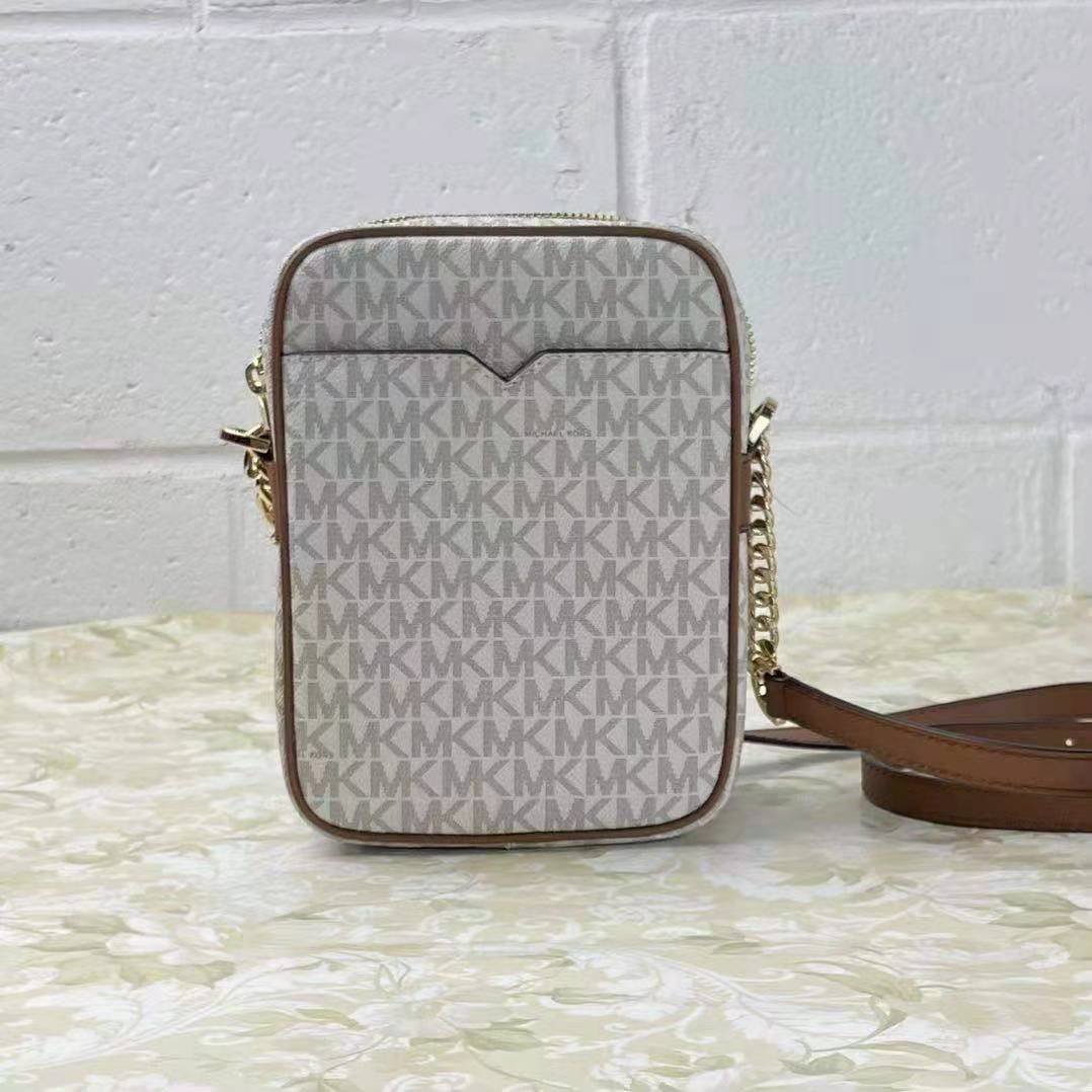 MICHAEL KORS 35F1GTVC2B JET SET TRAVEL MEDIUM CROSSBODY BAG MK VANILLA MICHAEL KORS 35F1GTVC2B JET SET TRAVEL MEDIUM CROSSBODY BAG MK VANILLA